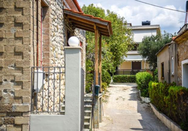 Papoulias Rooms Μονοδένδρι 1