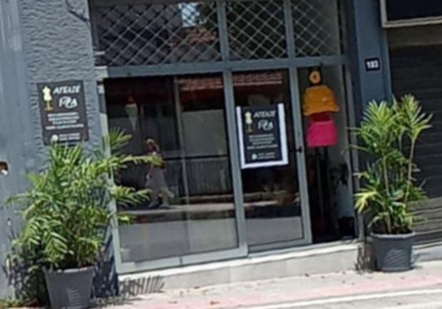 Ατελιέ IRA | Επιδιορθώσεις Ενδυμάτων Πάτρα 02