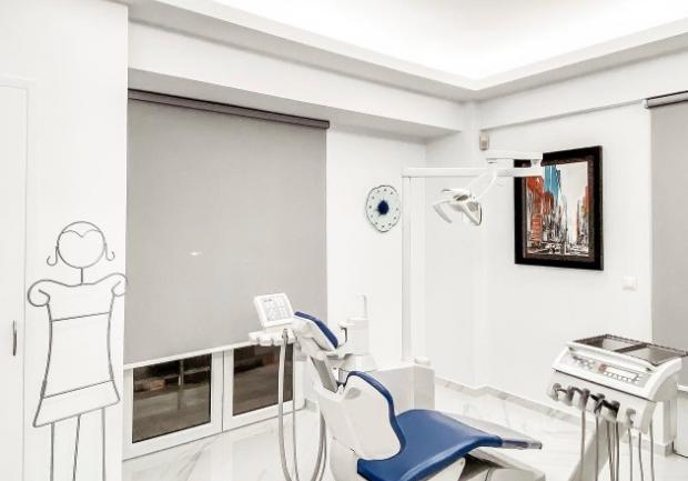 Christopoulos Dental Clinic | Οδοντίατροι | Πάτρα | Ιατρείο 1