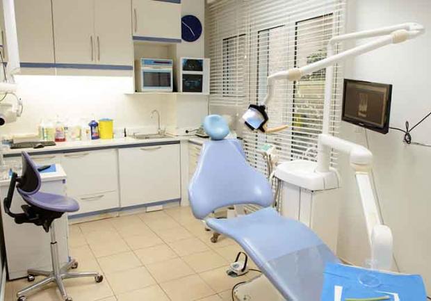 Σφυράκη Ελευθερία | Οδοντίατρος στην Πάτρα, Εγκαταστάσεις 02