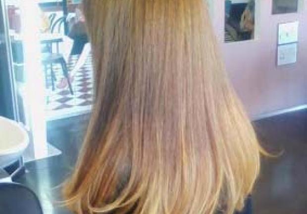 Θεώνη Τζαμάκου - Πολίτη | Κομμωτήριο στην Πάτρα, Χτένισμα 01