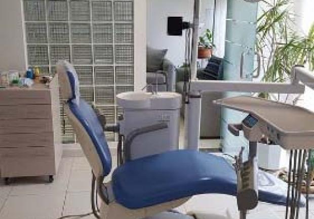 Τριανταφυλλοπούλου Κλεοπάτρα | Οδοντίατρος στην Πάτρα, ιατρείο 1
