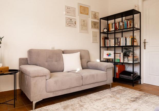 Τσιώτα Ροδινή | Ψυχοθεραπεύτρια | Πάτρα | Γραφείο 2