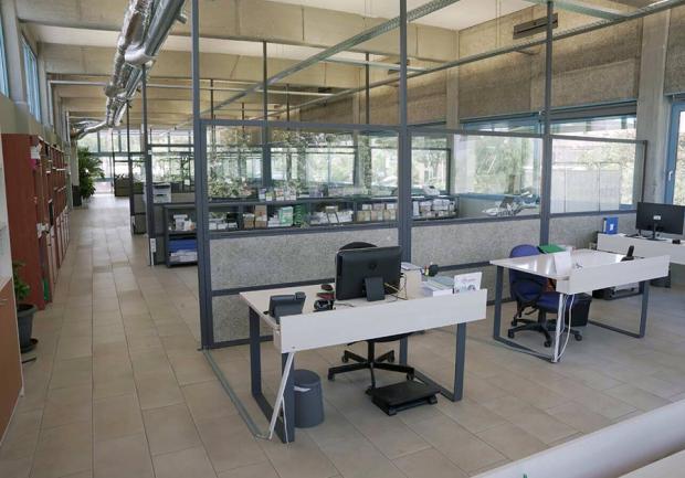 Vaktro Scientific | Ιατρικά Μηχανήματα | Πάτρα 04